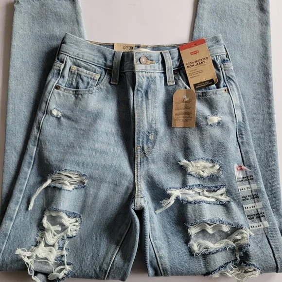 Levi's 24x29 Distressed High Waisted Mom Tapered Jeans - Picture 4 of 10